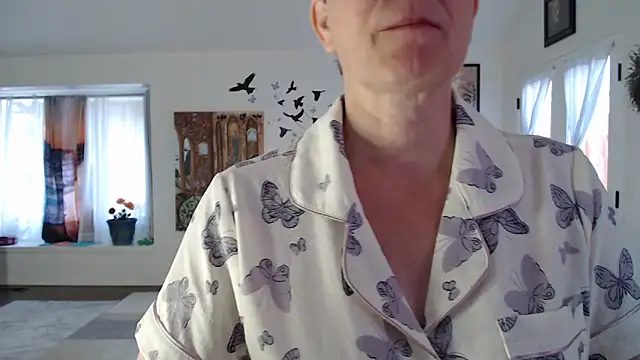 Snapshot of AuroraWillows chatting on November 2025 02:31:02 PM AuroraWillows online show from November 2025 02:31:02 PM