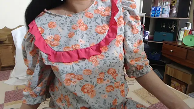 Beauty Asian Tina online show from February 2026 12:37:02 PM