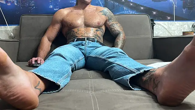 Snapshot of Mr_YourGod chatting on October 2025 03:51:02 AM Mr YourGod online show from October 2025 03:51:02 AM