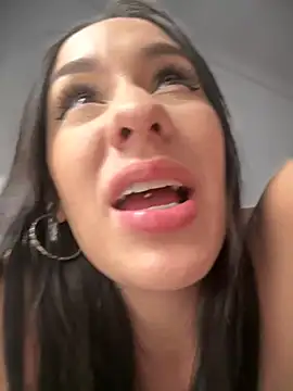   IRIS   online show from November 2025 05:34:02 PM