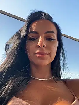 amandaX06 online show from April 2026 02:48:02 PM