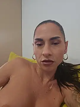 Snapshot of SensyTV chatting on June 2026 07:03:02 AM SensyTV online show from June 2026 07:03:02 AM