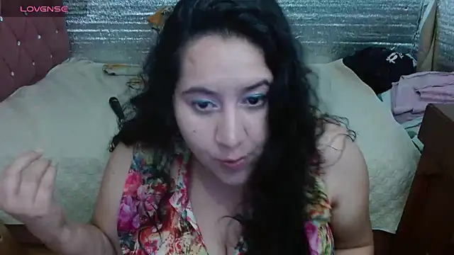 EMILY-NESSA online show from March 2026 01:27:01 PM