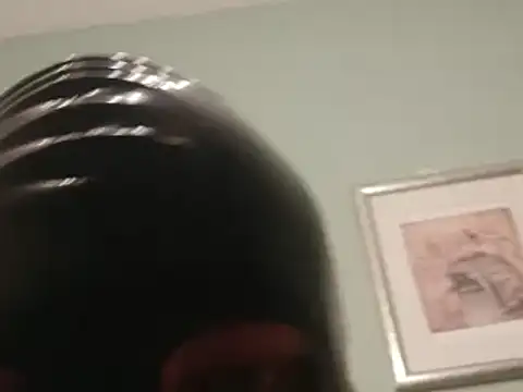 Snapshot of turnsen4y chatting on February 2025 05:50:01 PM turnsen4y online show from February 2025 05:50:01 PM