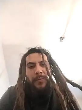 Snapshot of Pziko chatting on October 2025 05:01:01 PM Pziko online show from October 2025 05:01:01 PM