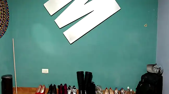 Snapshot of marinadenoche chatting on January 2025 01:32:01 AM marinadenoche online show from January 2025 01:32:01 AM