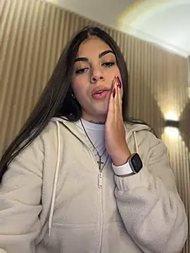 Sarasanders 4 online show from January 2026 04:06:02 AM