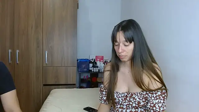 Snapshot of Isaandysex2428 chatting on June 2026 01:48:01 AM Isaandysex2428 online show from June 2026 01:48:01 AM