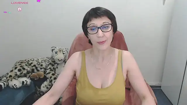 Snapshot of Ammillia chatting on January 2025 10:51:02 PM Ammillia online show from January 2025 10:51:02 PM