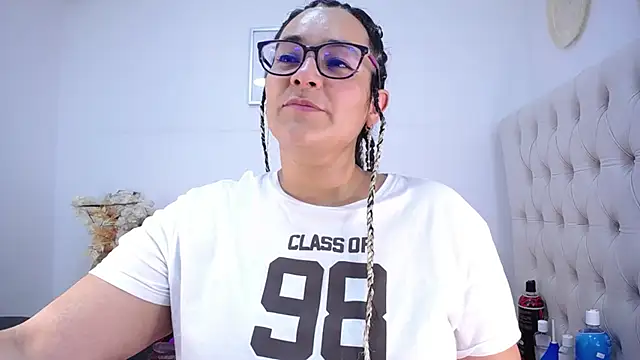 MIchelMomet online show from January 2025 08:17:02 PM