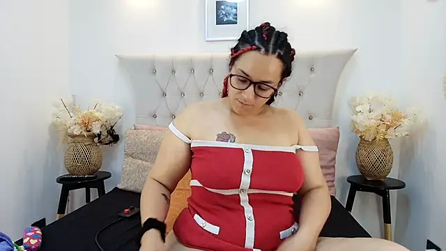 MIchelMomet online show from February 2025 04:15:01 AM