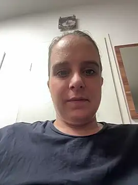 LadyChantale online show from April 2026 05:13:01 AM