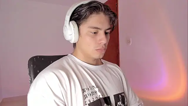 Giordano Russo online show from April 2026 03:56:01 PM