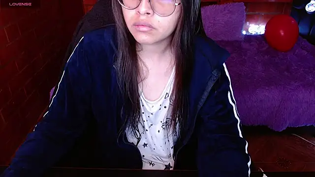 MidoriQuiinn online show from April 2026 03:57:01 PM