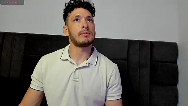 alejandro  2 online show from May 2026 06:09:01 PM