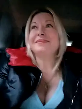 Snapshot of Arina_smiles chatting on March 2025 03:27:01 PM Arina smiles online show from March 2025 03:27:01 PM