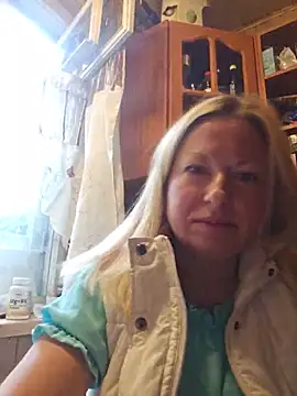 Snapshot of Arina_smiles chatting on June 2026 02:04:01 PM Arina smiles online show from June 2026 02:04:01 PM