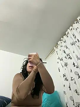 valenor  online show from May 2026 04:10:01 AM