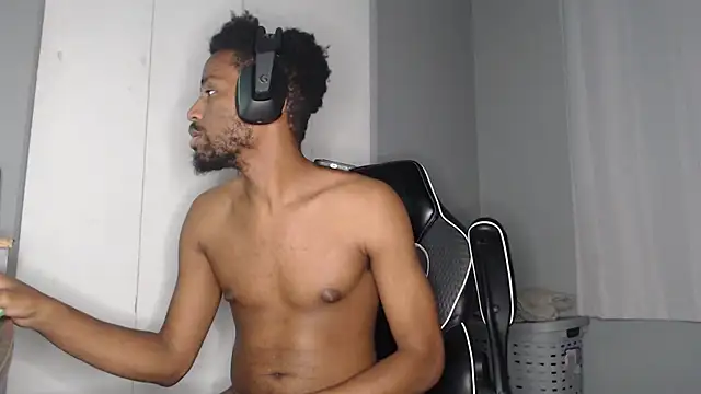 Snapshot of ChrisVacher chatting on December 2024 07:57:01 PM ChrisVacher online show from December 2024 07:57:01 PM