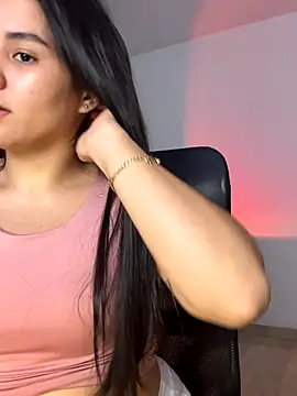 Mavie roses online show from November 2025 08:11:01 PM