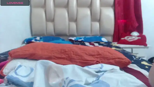 Snapshot of AmmyCollins chatting on February 2026 09:27:02 PM AmmyCollins online show from February 2026 09:27:02 PM