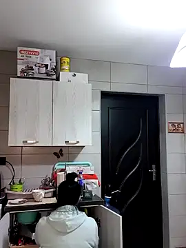 x  KHALEESI  x online show from February 2025 05:40:01 PM