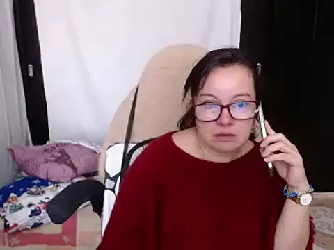 Snapshot of Sonialorens_ chatting on December 2024 03:48:02 PM Sonialorens  online show from December 2024 03:48:02 PM