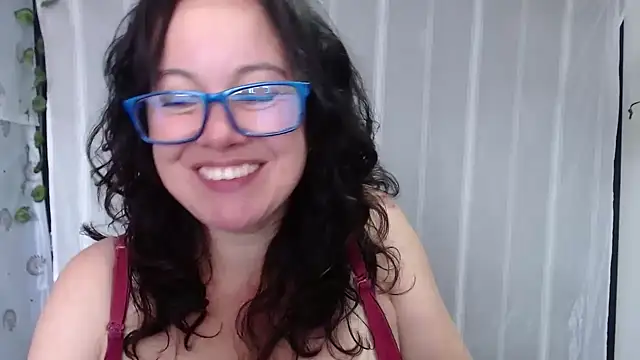 Snapshot of Sonialorens_ chatting on January 2025 06:12:02 PM Sonialorens  online show from January 2025 06:12:02 PM