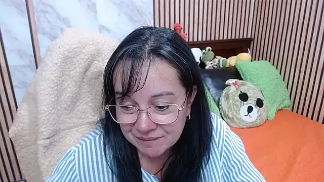 Snapshot of Sonialorens_ chatting on September 2025 10:57:02 PM Sonialorens  online show from September 2025 10:57:02 PM