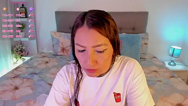 Snapshot of rikaking_ chatting on January 2025 01:24:01 AM rikaking online show from January 2025 01:24:01 AM