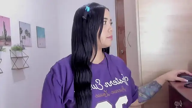 Emma lean online show from March 2026 04:33:02 PM