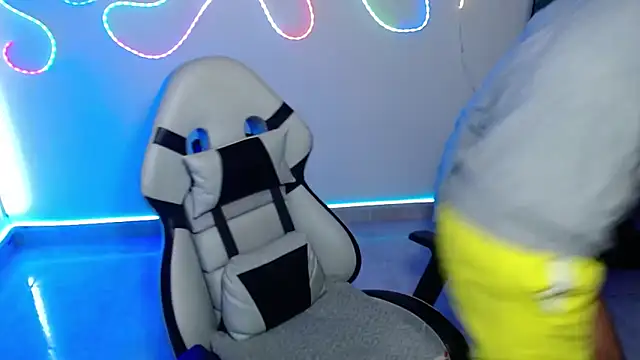 sebastian horny online show from September 2025 10:46:02 PM