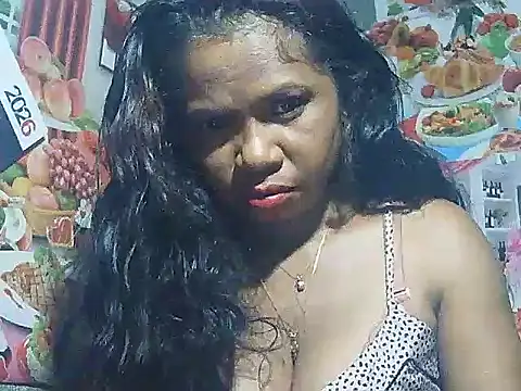 Snapshot of Hyncam chatting on April 2026 08:07:02 PM Hyncam online show from April 2026 08:07:02 PM