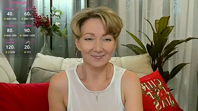 Snapshot of AkexandraFix chatting on December 2024 12:38:02 PM AkexandraFix online show from December 2024 12:38:02 PM