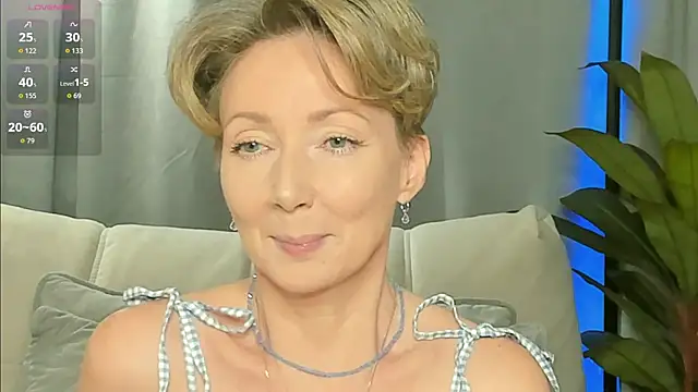 AkexandraFix online show from February 2026 01:53:02 PM