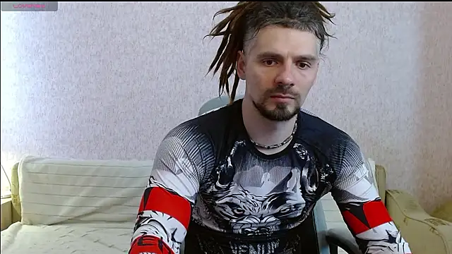 Aestheticguy101 online show from March 2026 08:26:33 AM