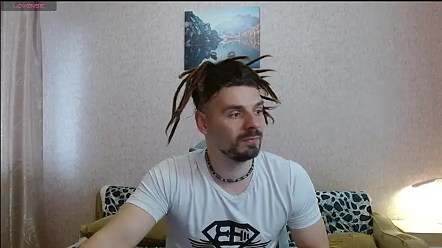 Aestheticguy101 online show from May 2026 01:17:02 PM