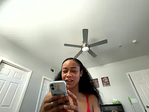 RylHoneyy online show from January 2026 07:29:01 PM