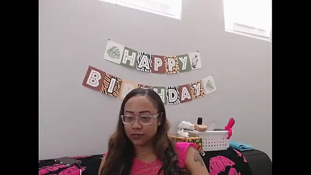 RylHoneyy online show from March 2026 08:16:01 PM