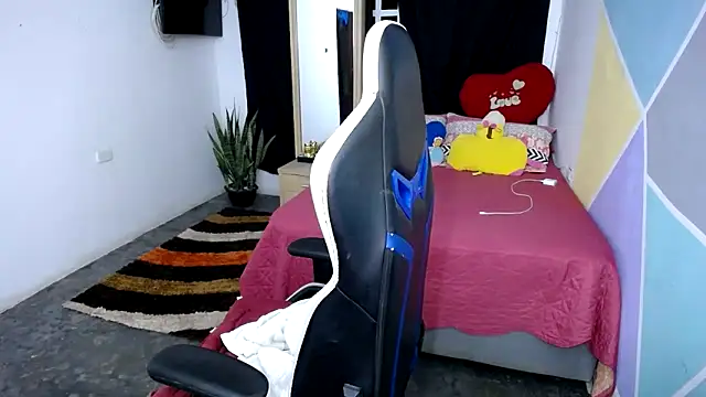 marysol83 online show from March 2025 11:37:01 PM