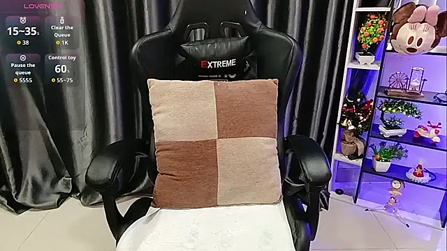 Yuki-yio online show from November 2025 01:15:02 AM