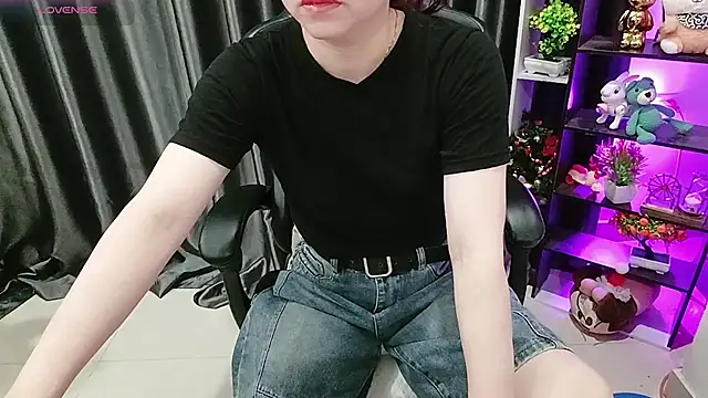 Snapshot of Yuki-yio chatting on July 2026 12:47:02 AM Yuki-yio online show from July 2026 12:47:02 AM