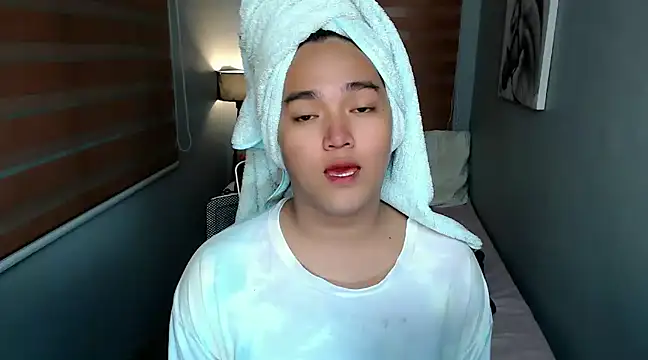 MoaningKylie online show from December 2024 09:07:01 AM