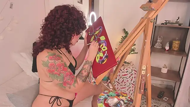 Snapshot of Amy_art chatting on December 2024 10:15:01 PM Amy art online show from December 2024 10:15:01 PM