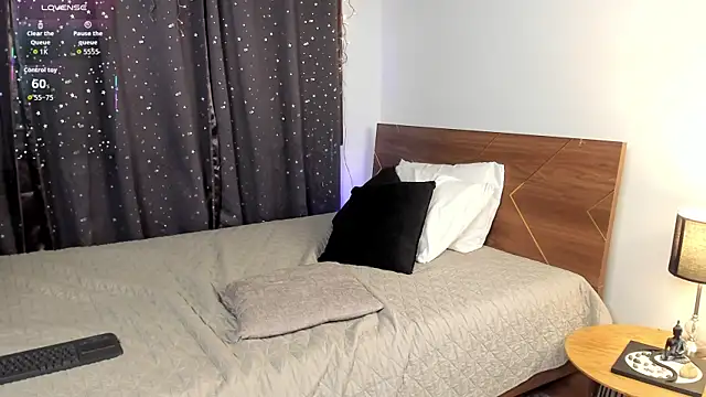 Snapshot of Amy_art chatting on September 2025 08:56:02 PM Amy art online show from September 2025 08:56:02 PM