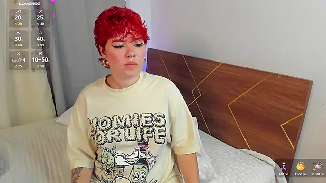 Snapshot of Amy_art chatting on October 2025 08:06:02 PM Amy art online show from October 2025 08:06:02 PM