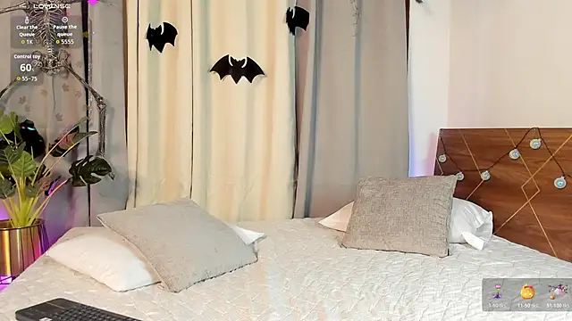 Snapshot of Amy_art chatting on October 2025 07:49:02 PM Amy art online show from October 2025 07:49:02 PM