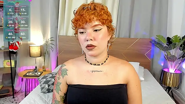 Snapshot of Amy_art chatting on November 2025 08:43:01 PM Amy art online show from November 2025 08:43:01 PM