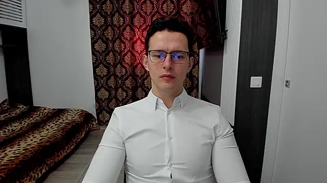 sexxymuscles4u online show from March 2025 08:59:01 AM