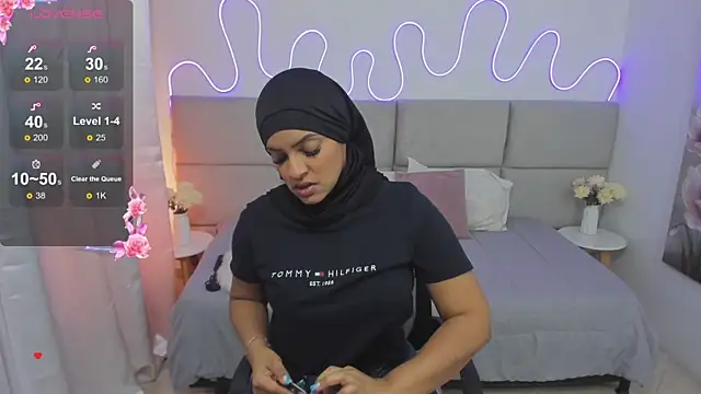 Snapshot of nashiira_ chatting on December 2024 07:33:01 PM nashiira online show from December 2024 07:33:01 PM